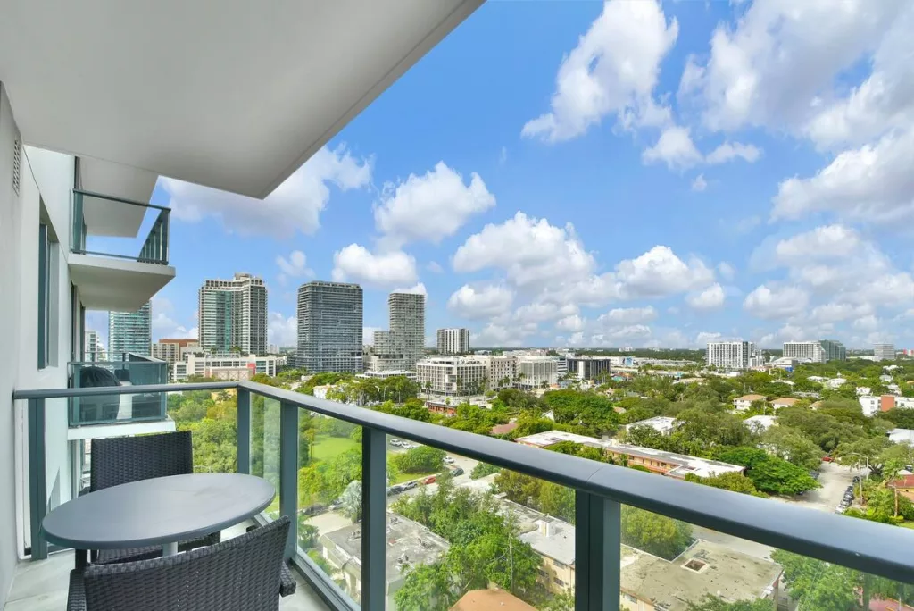 Ilunabase edgewater aqua vista retreat patio view four