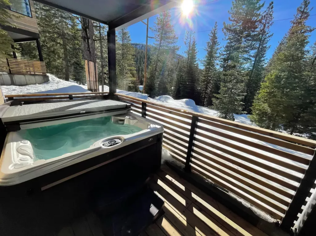 Palisades Tahoe_luxury STR